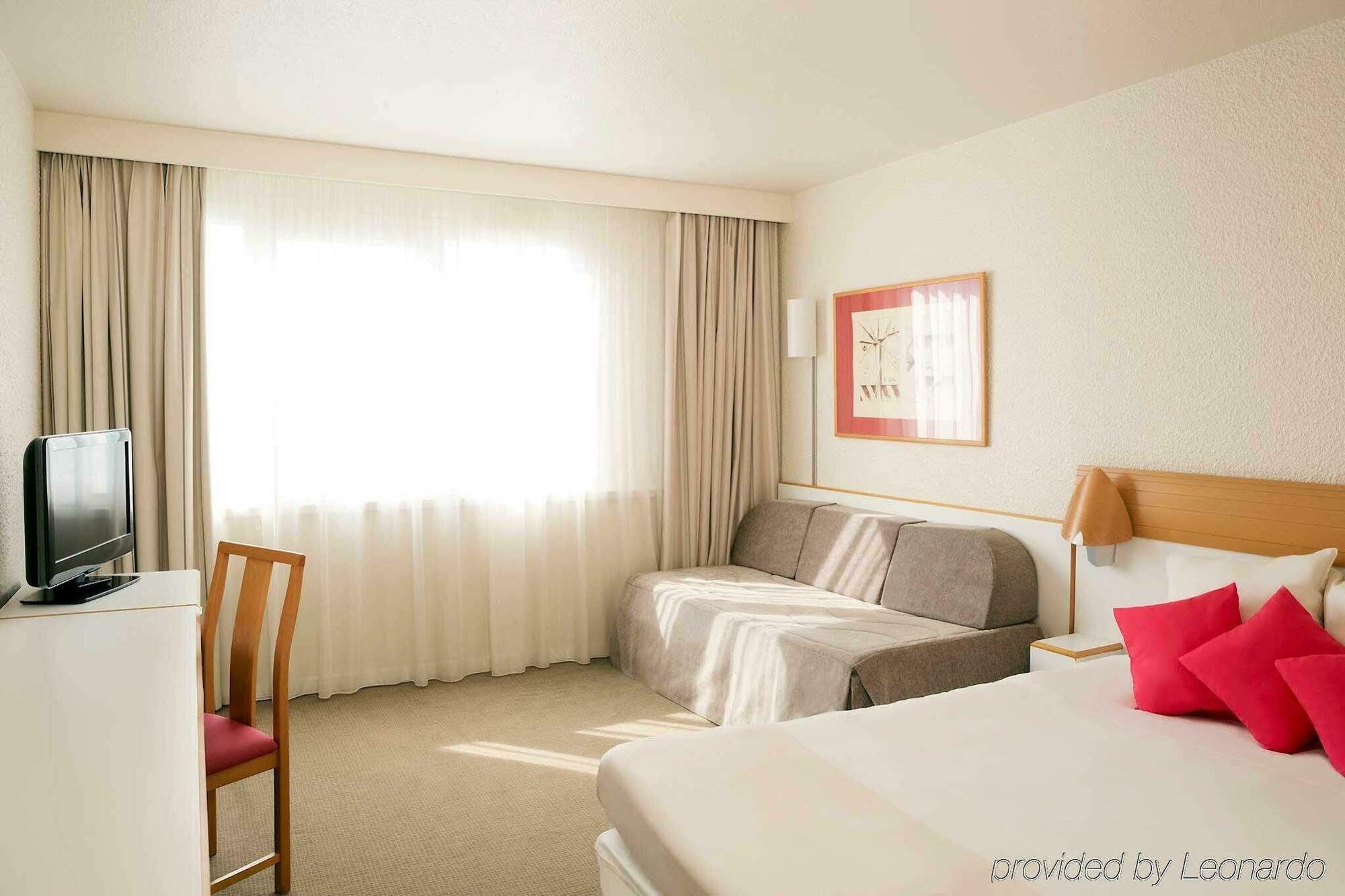 Novotel Limoges Le Lac Dış mekan fotoğraf
